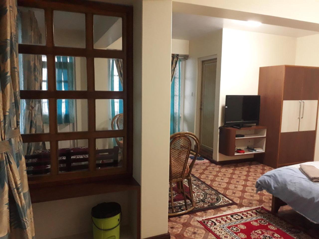 Little Singamari Home Stay Дарджилинг Экстерьер фото